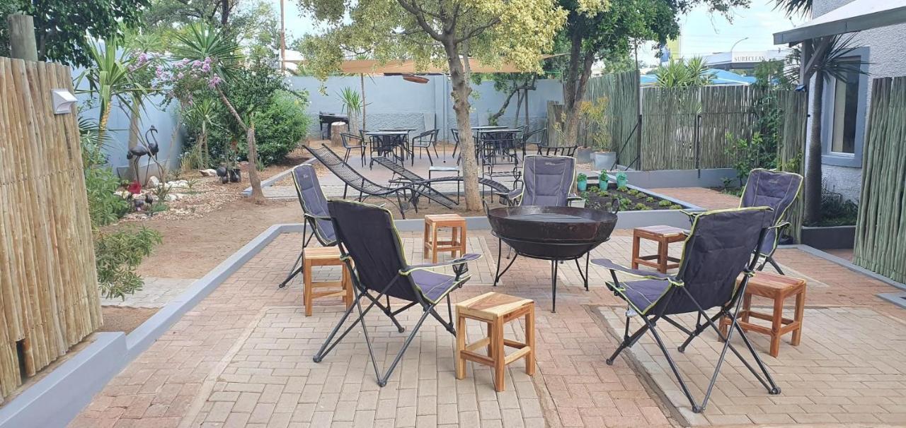 Vondelhof Guesthouse Windhoek Exterior foto